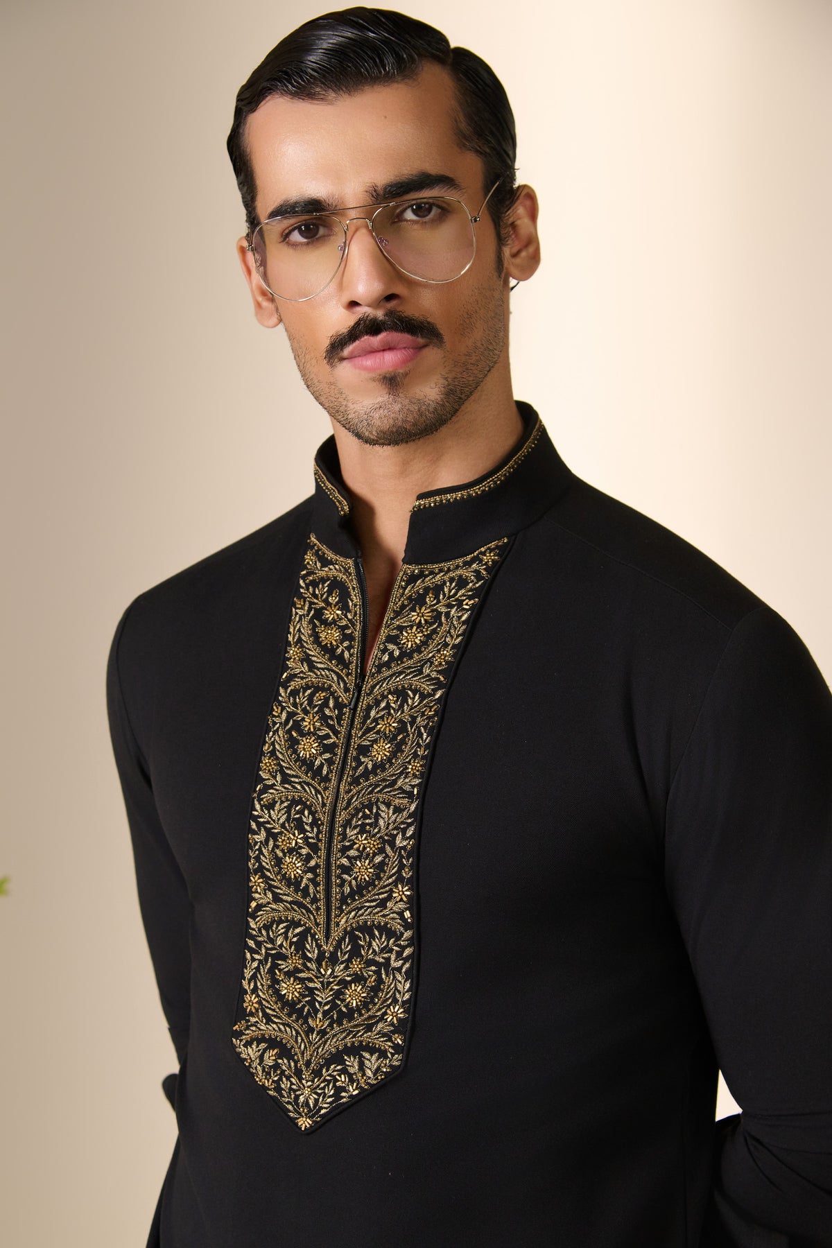 Gold Placket Embroidered Kurta