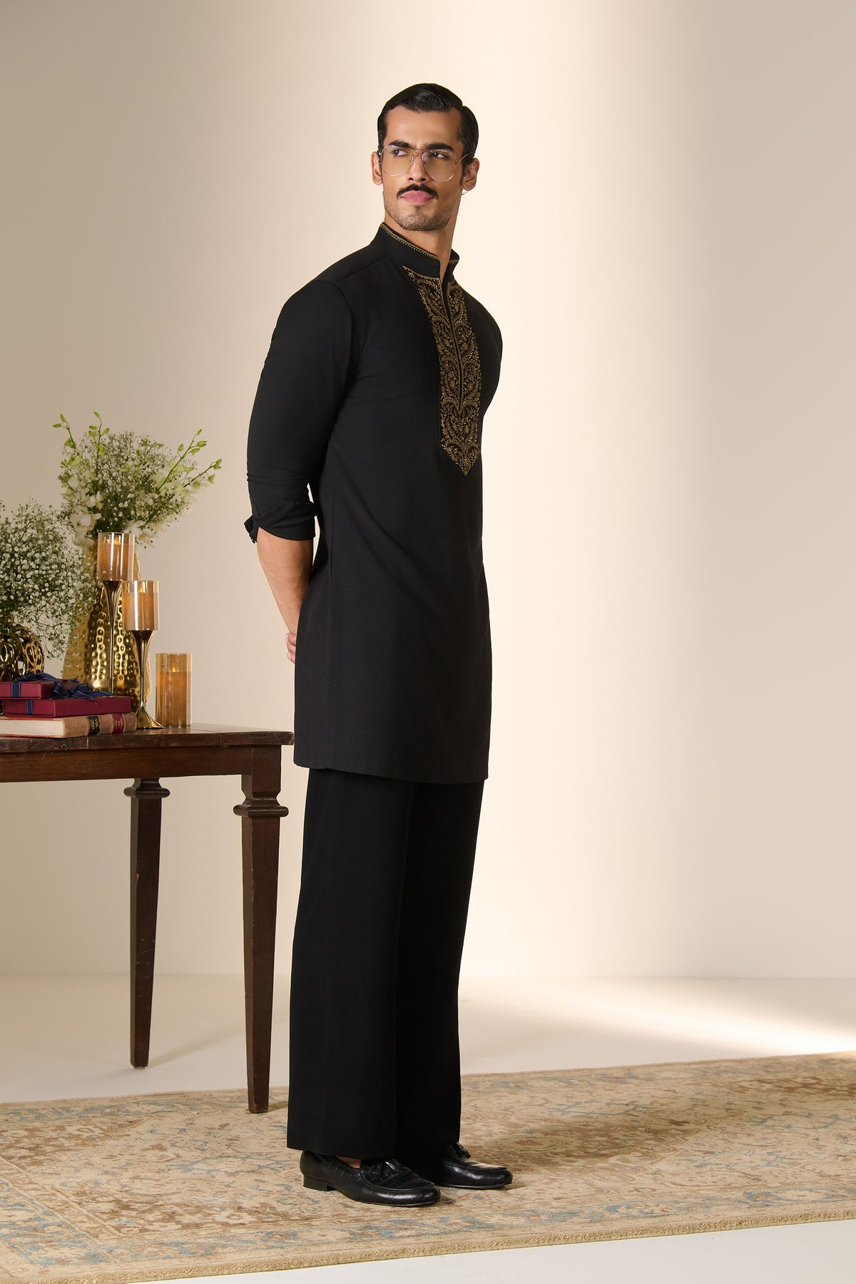 Gold Placket Embroidered Kurta