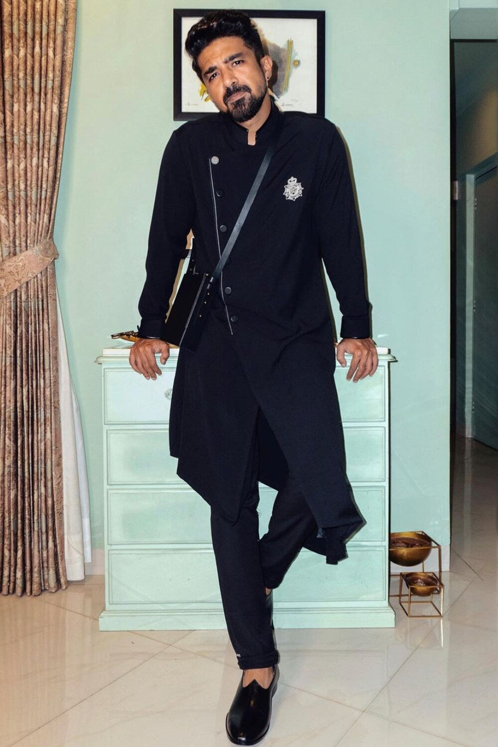 Saqib Saleem In Sarge Asymmetric Kurta