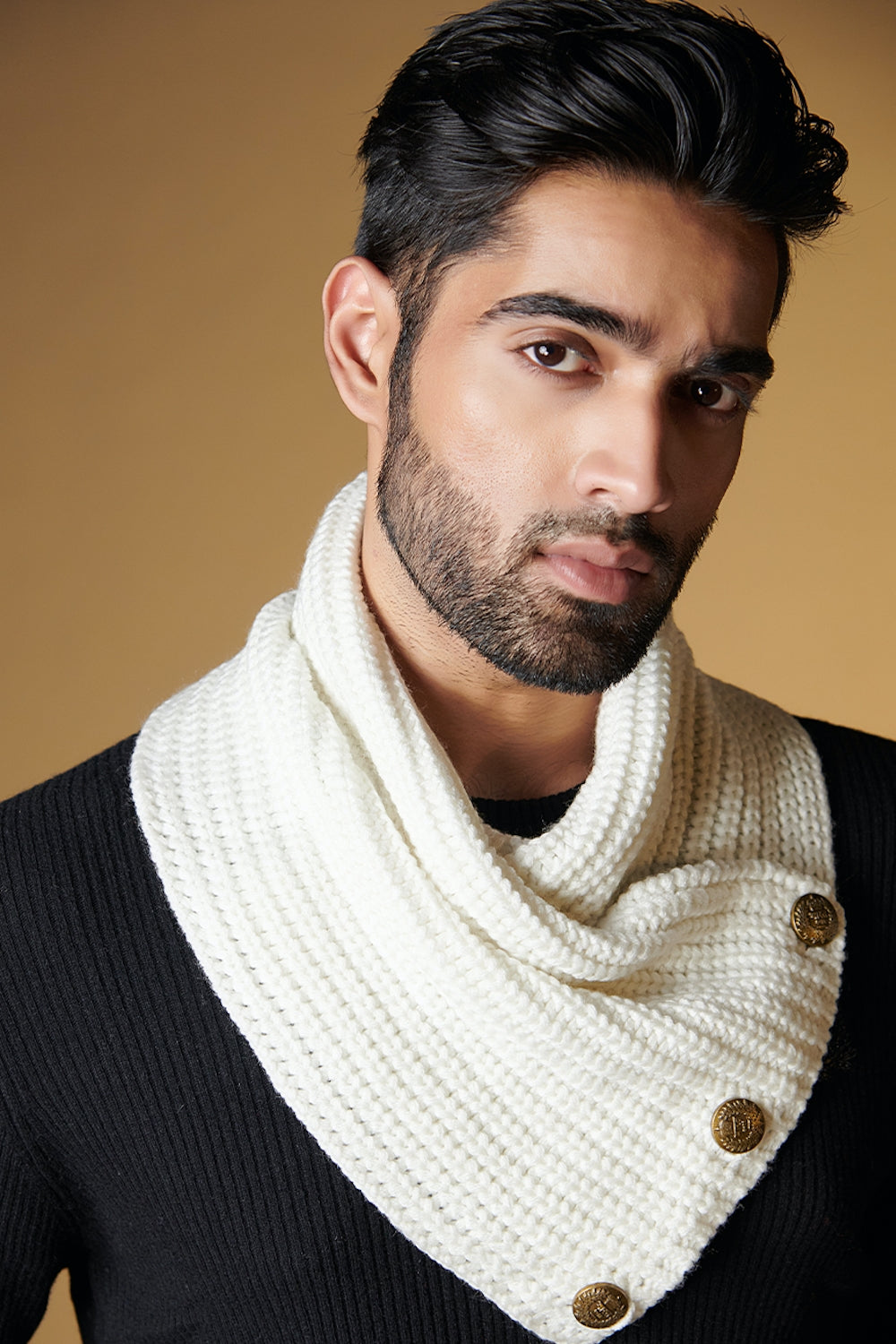 SNCC Off-White Cravat Muffler