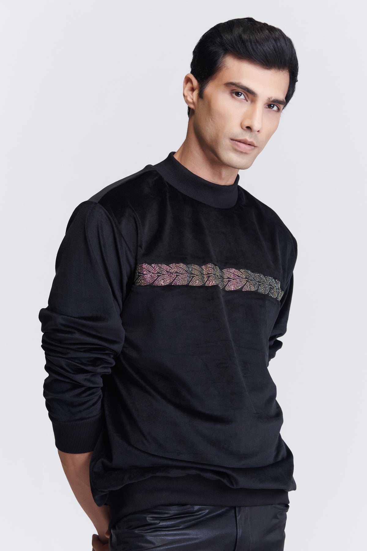Black Crested Sweatshirt