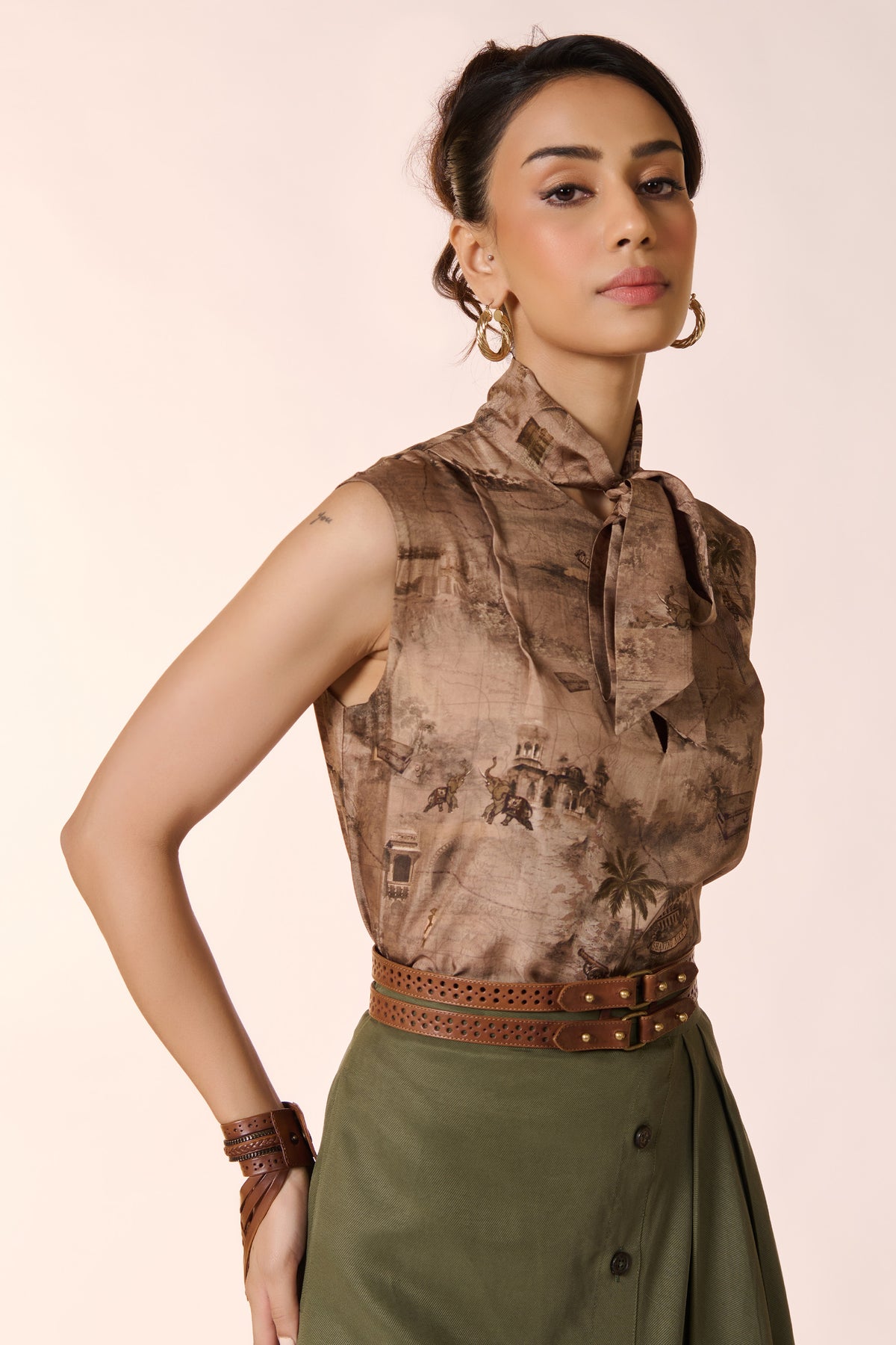 Knot Collar Top