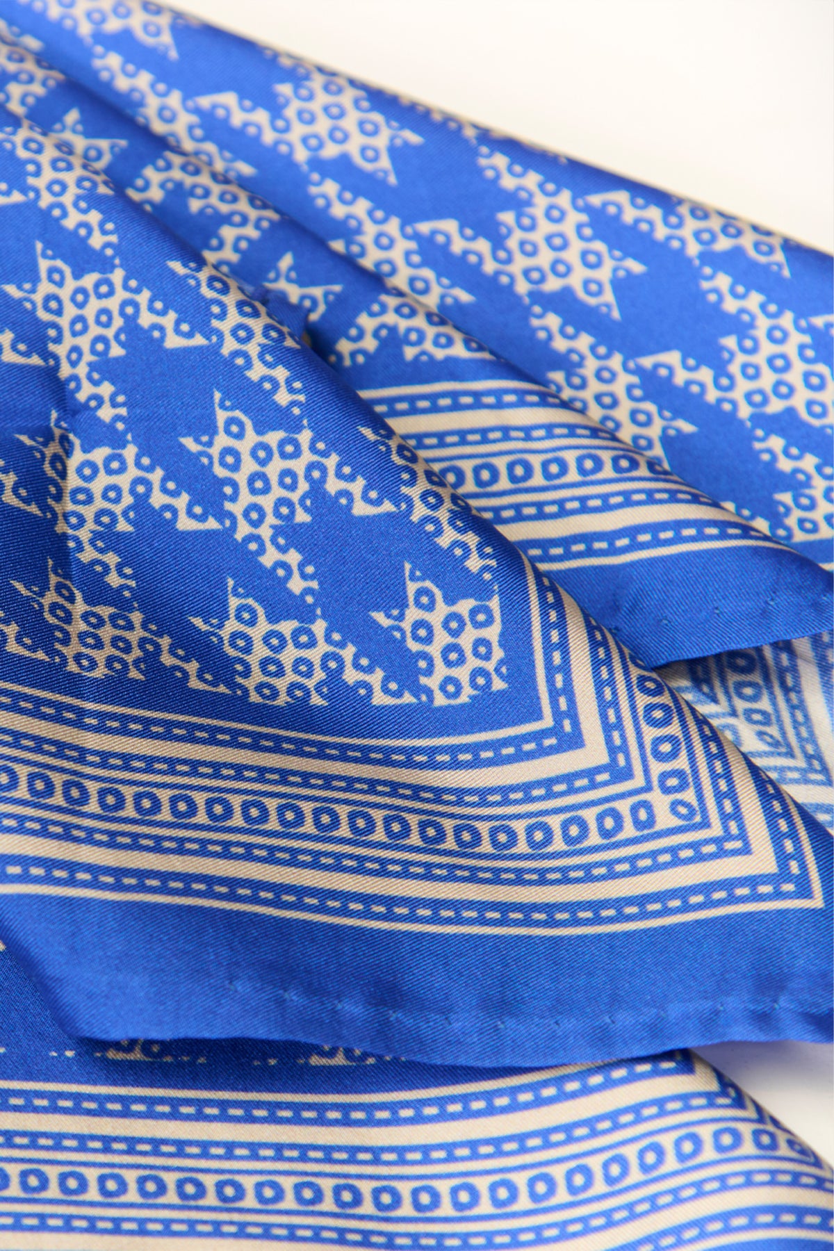 Blue Houndstooth Printed Scarf