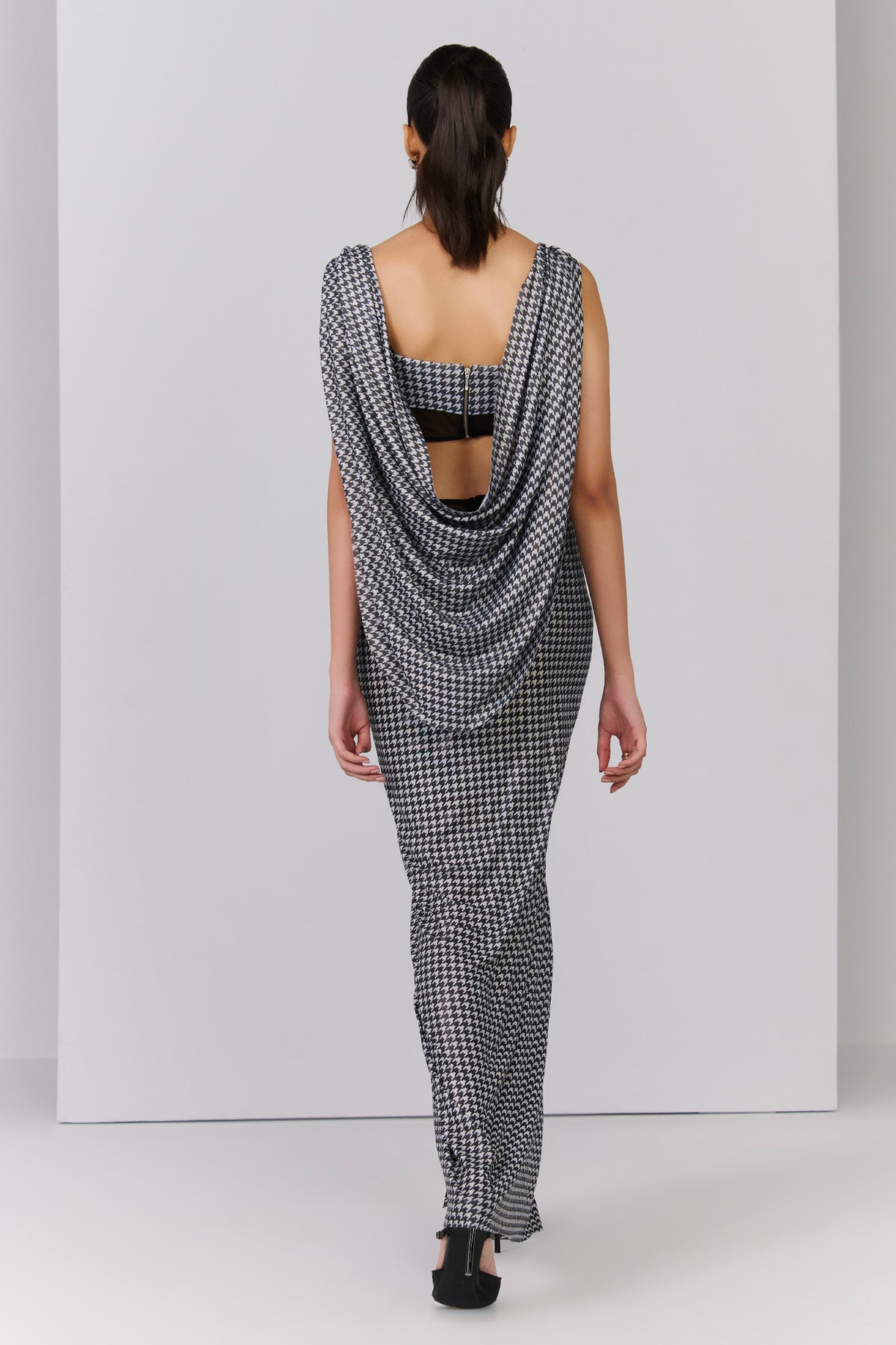 Check Printed Gown