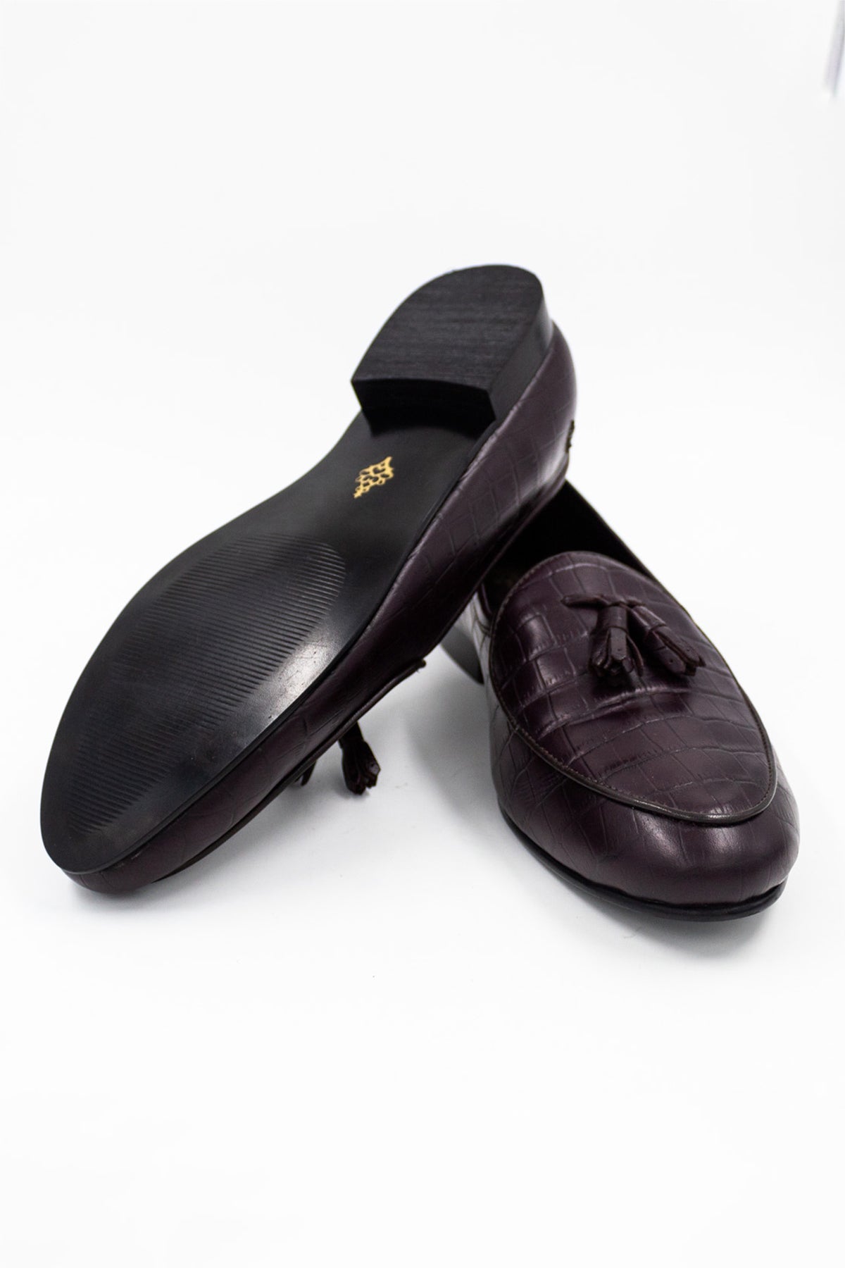 Cherry Croco Texture Leather Shoes