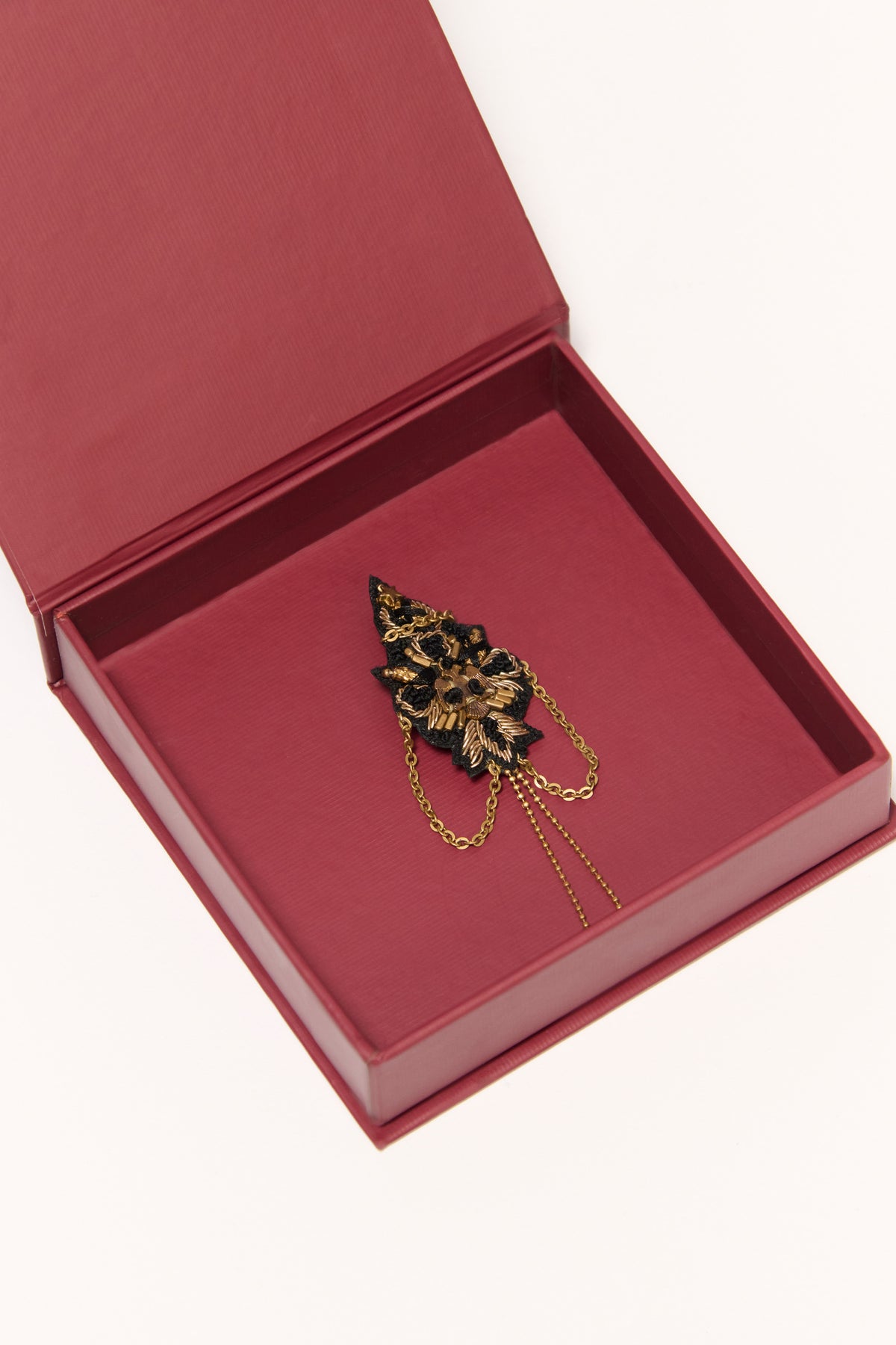The Navy Crest Chain Brooch