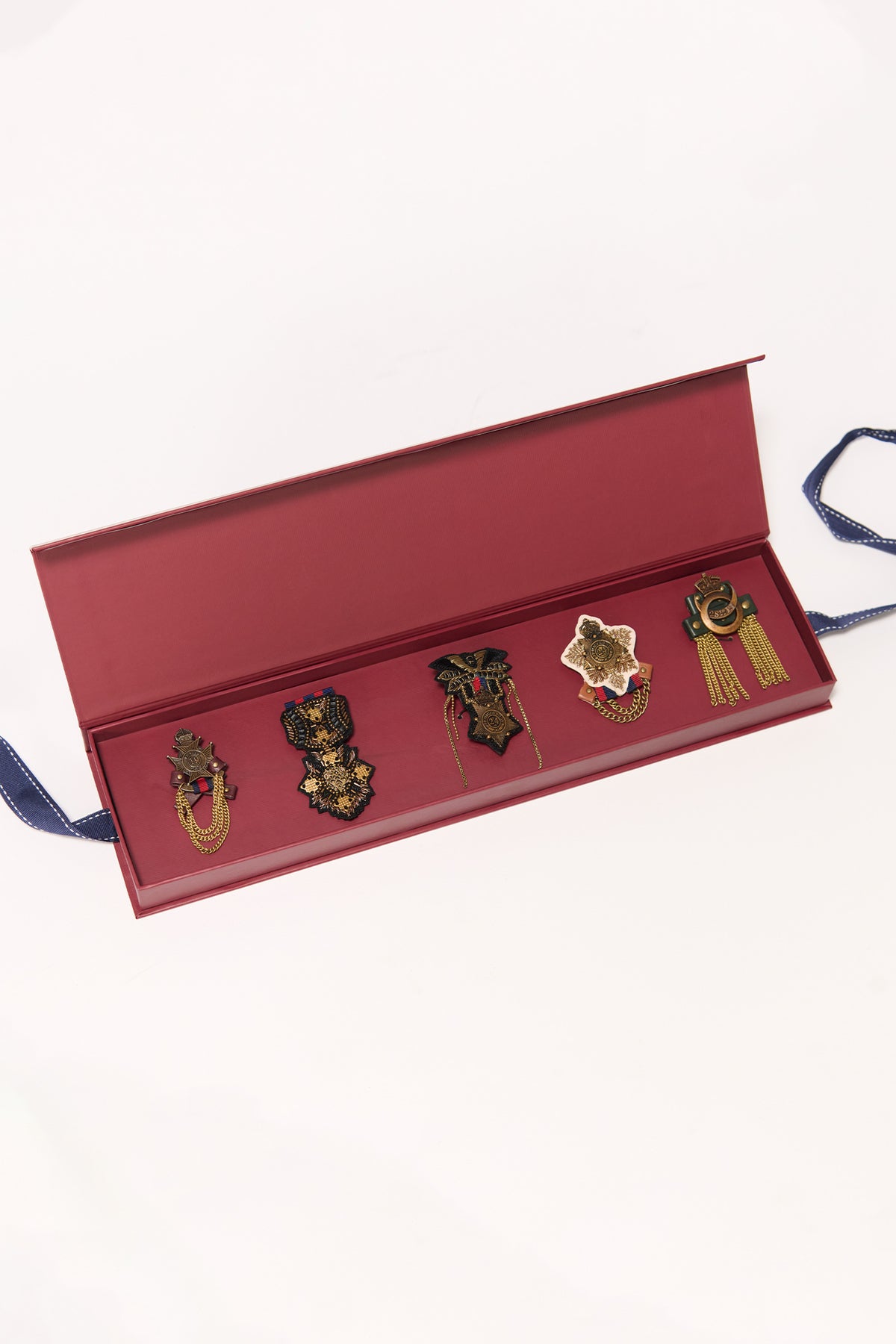 The Brooch Gift Box