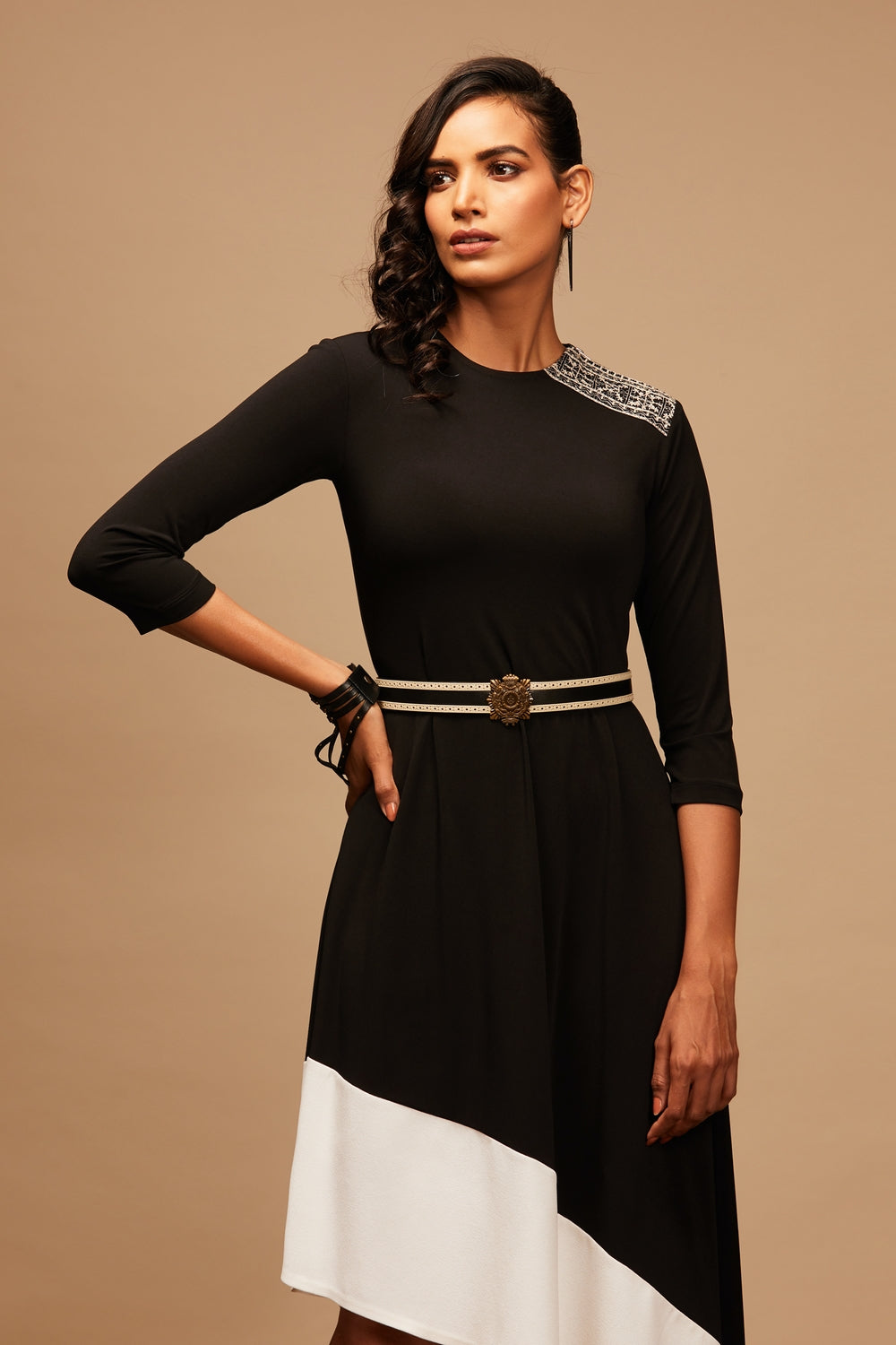 Asymmetric Black and White Colour Block Kurta