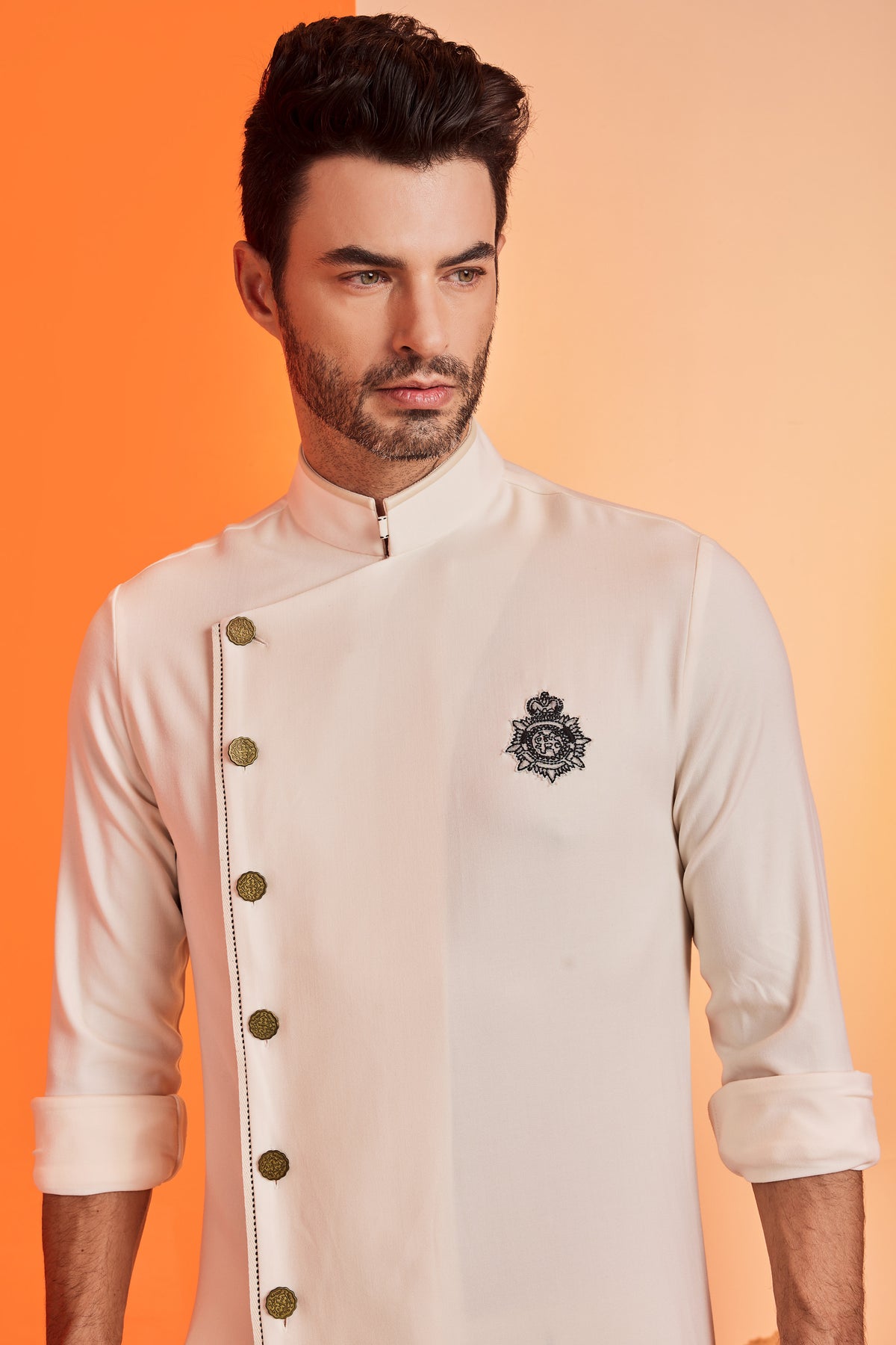 Jackky Bhagnani In Minimalistic Off white Asymmetric Kurta