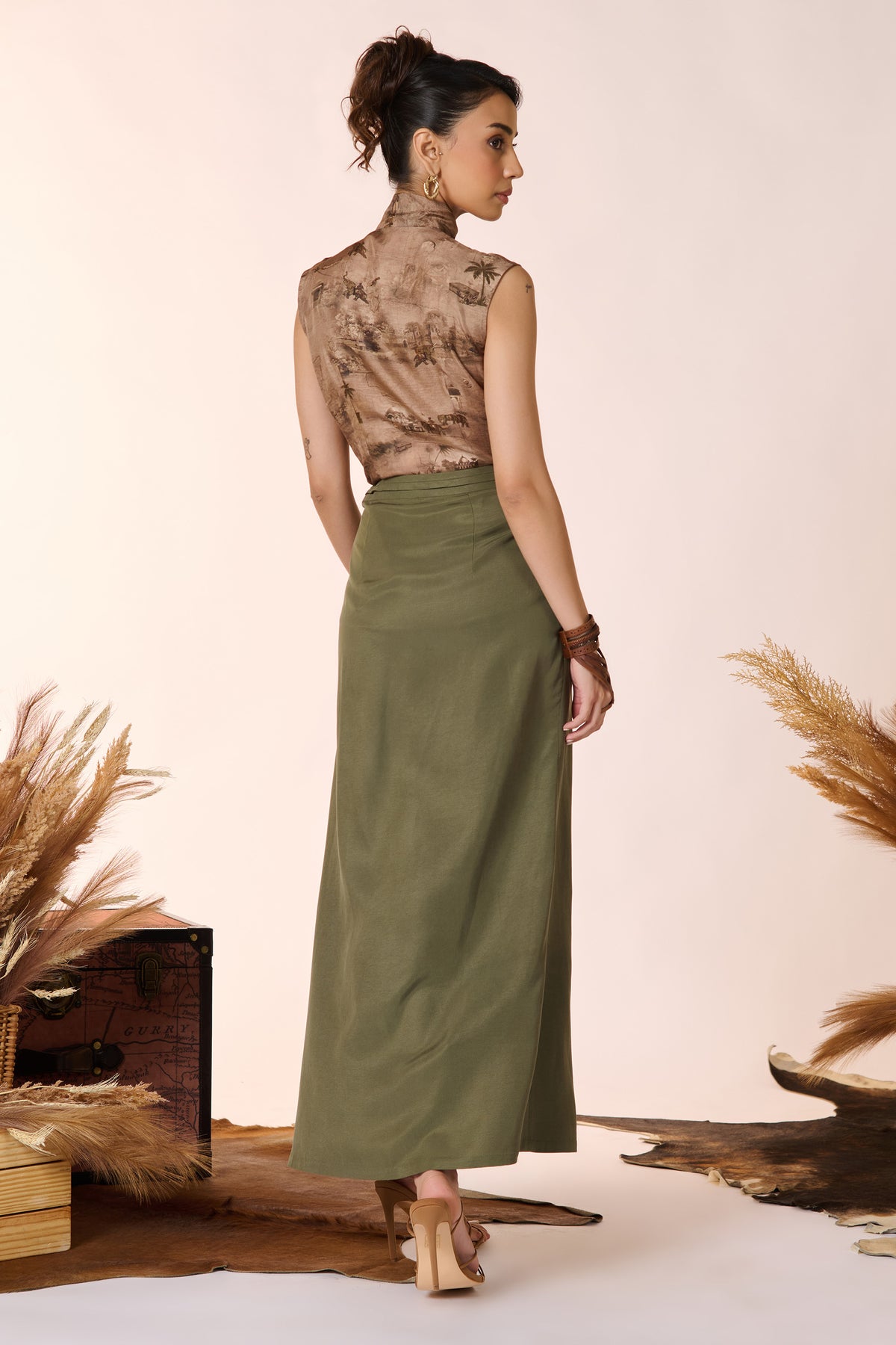 Knot Collar Top