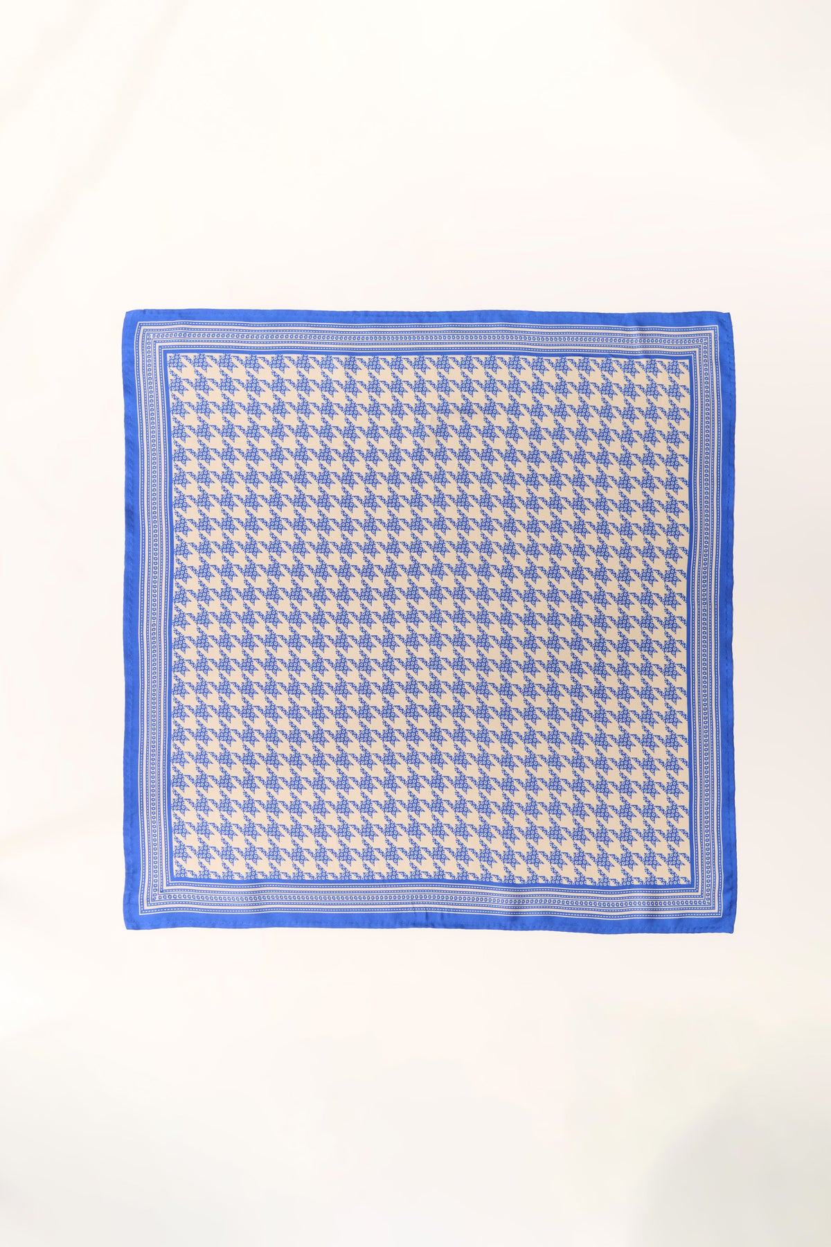 Ecru Houndstooth Printed Scarf