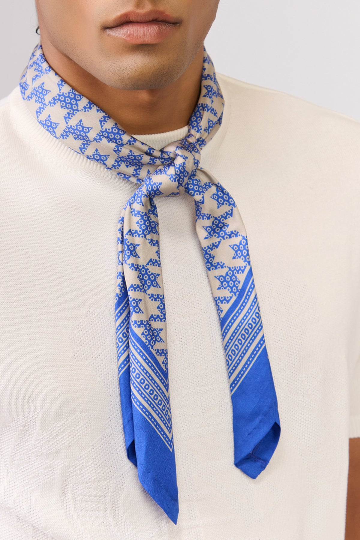 Ecru Houndstooth Printed Scarf