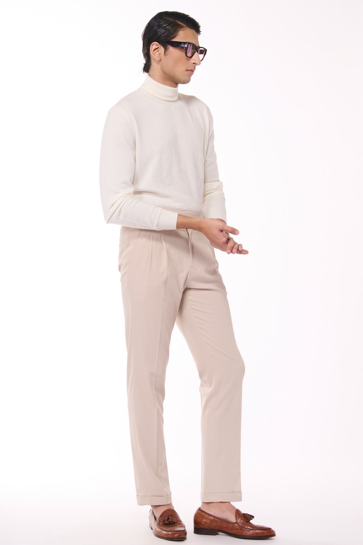 Off white Merino Wool Turtle Sweater