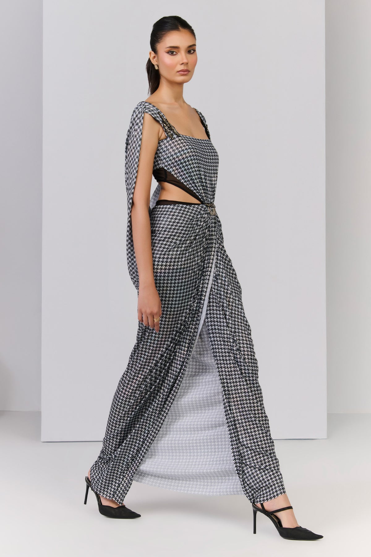Check Printed Gown