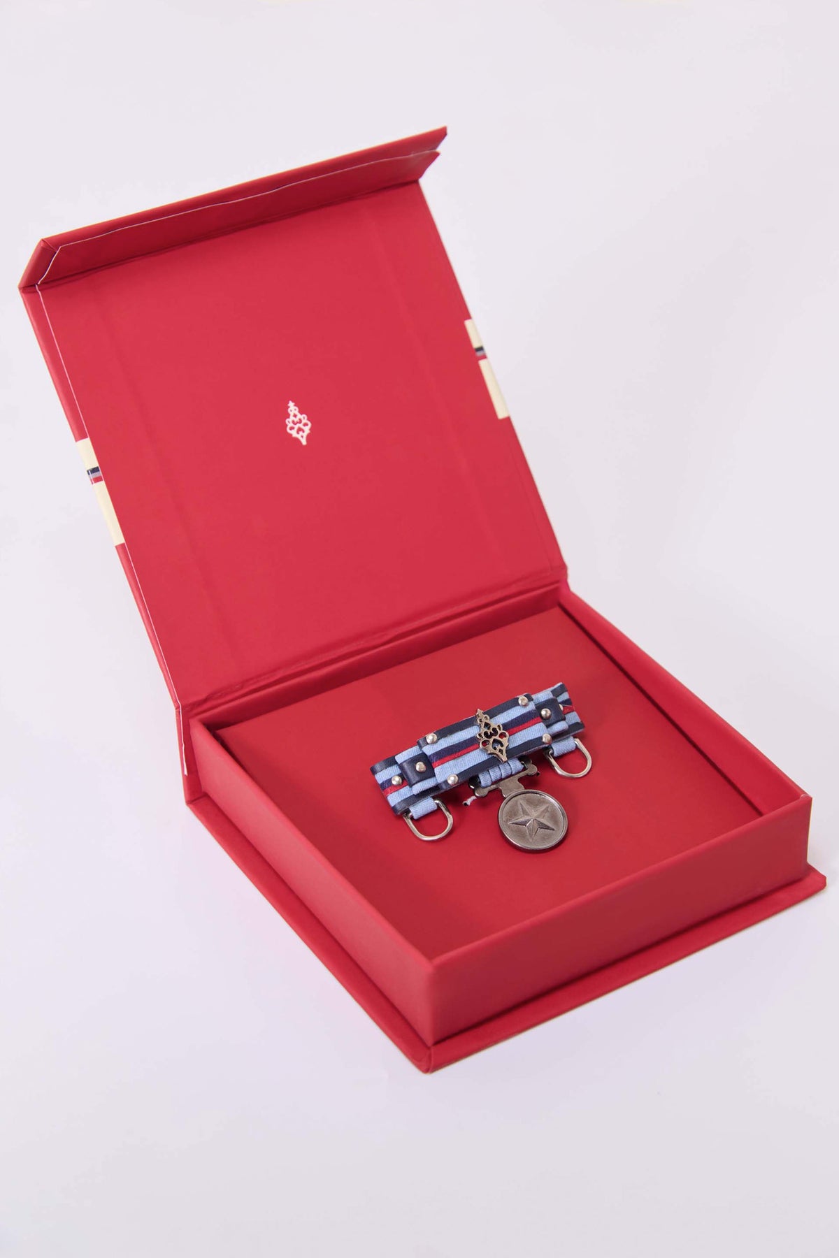 The Light blue Adamas Brooch
