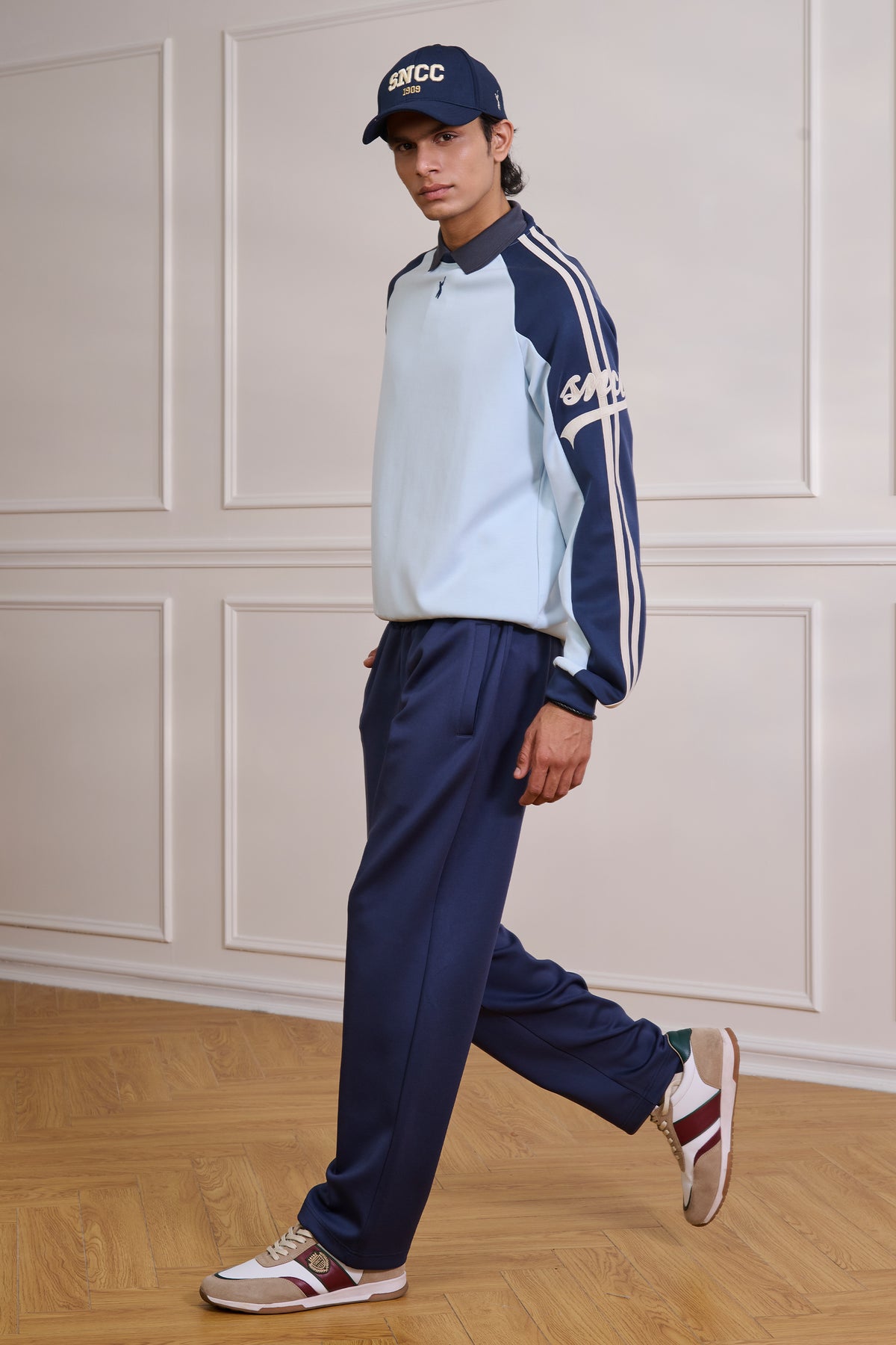SNCC Contrast Piping Sweatshirt