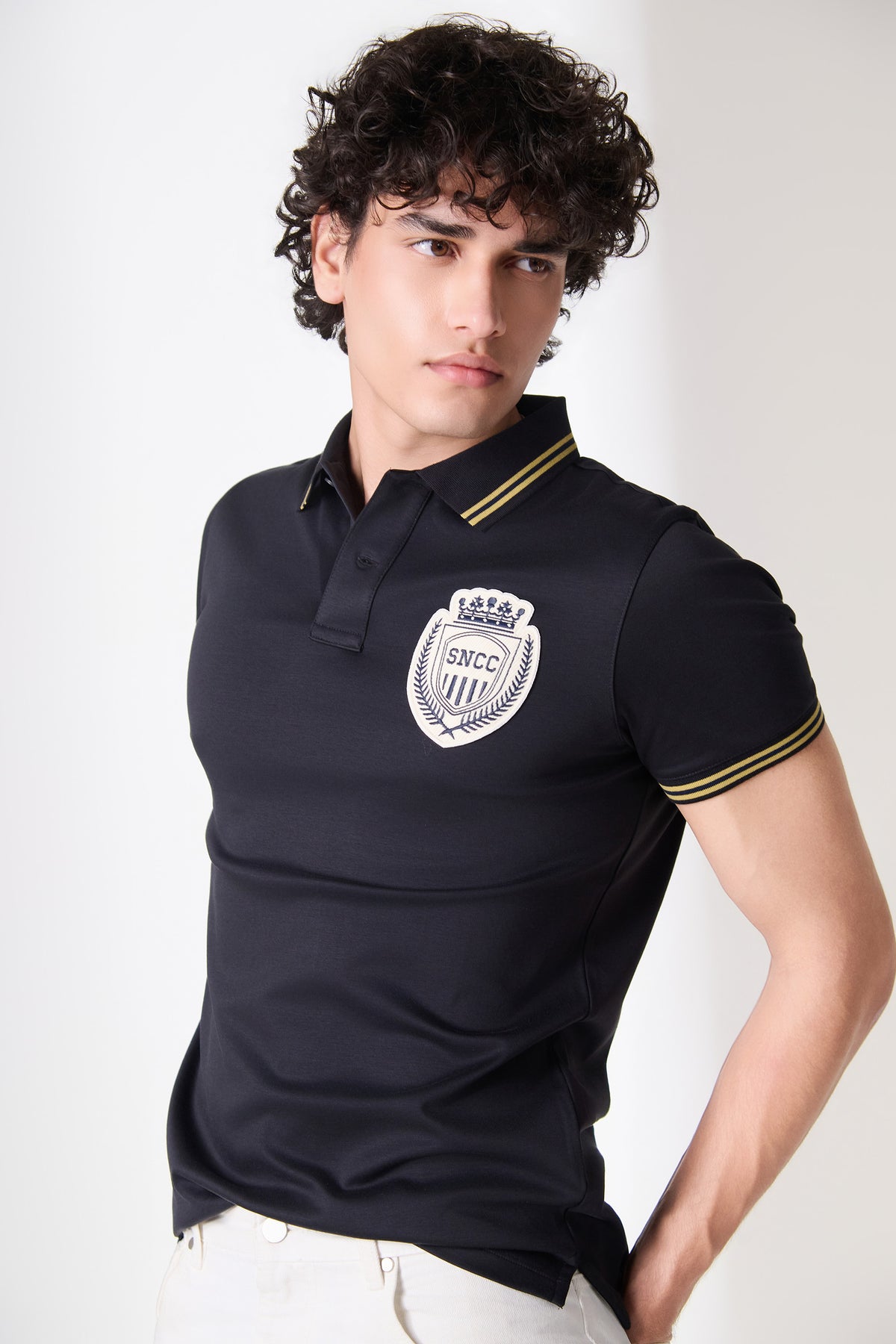 SNCC Black Yorker with Crest